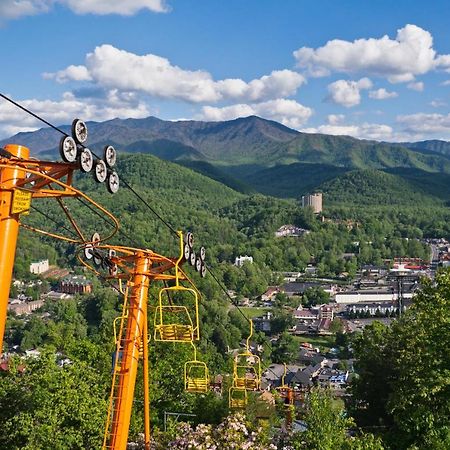 Majestic Leconte Gatlinburg Exterior photo