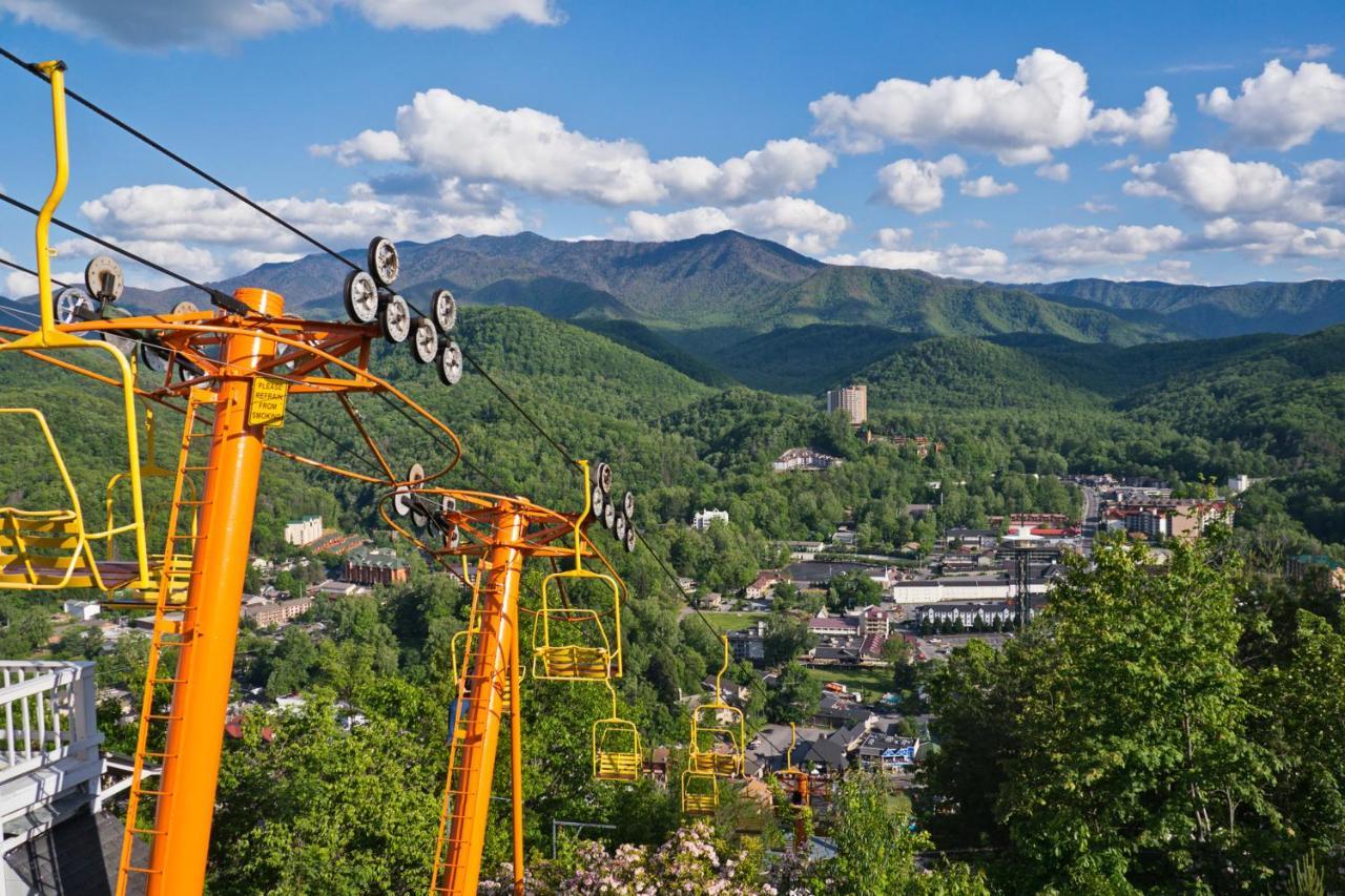 Majestic Leconte Gatlinburg Exterior photo
